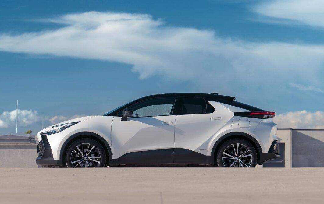 Test: Toyota C-HR 2,0 Hybrid 4WD