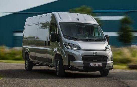 Toyota bringt seinen ersten großen Transporter und spielt bei den leichten Nutzfahrzeugen jetzt auch ganz oben mit. - Der schnelle Max